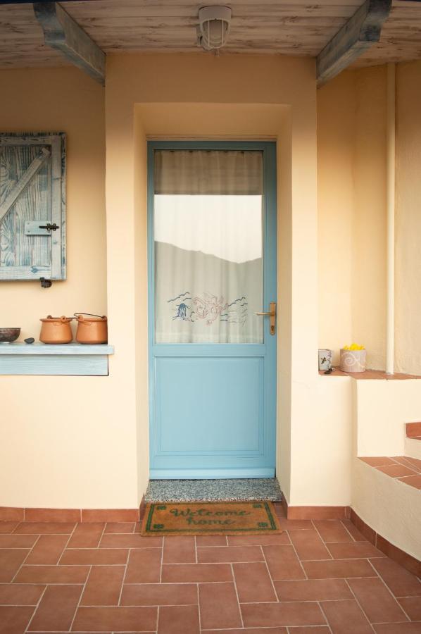 Nel Verde Del Villaggio - Casetta Celeste 贡内萨 外观 照片